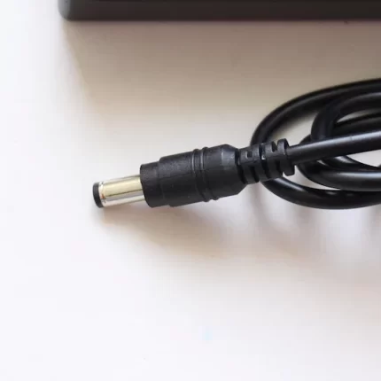 CHARGEUR TOSHIBA 19 V 3.42A